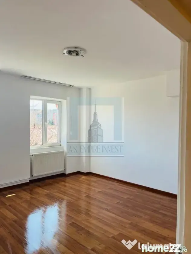 Apartament 2 camere decomandat - zona Centrul Civic