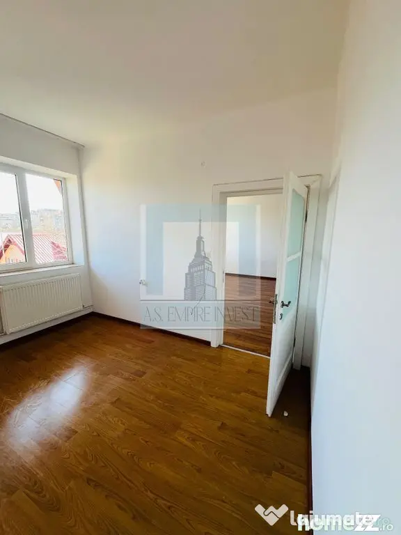 Apartament 2 camere decomandat - zona Centrul Civic