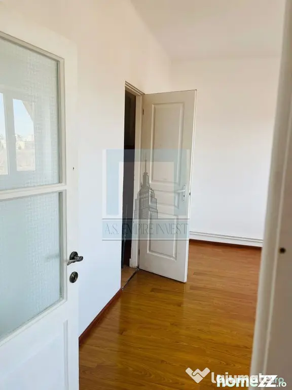 Apartament 2 camere decomandat - zona Centrul Civic
