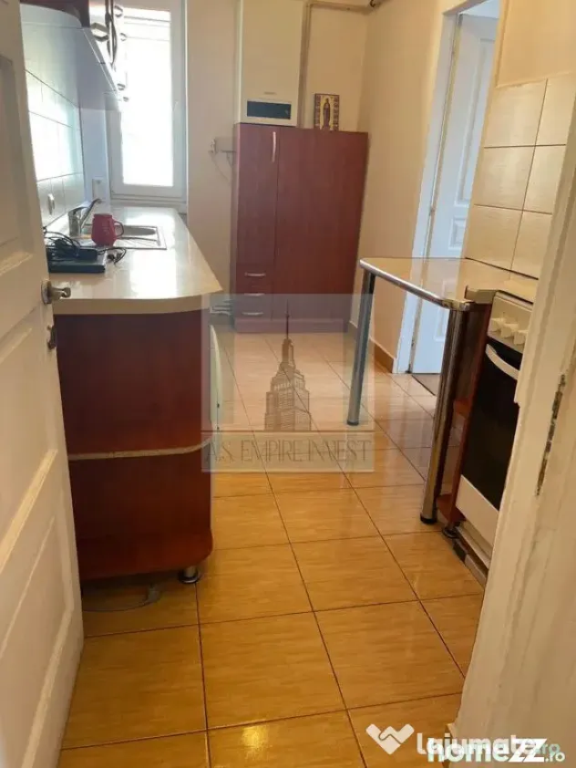 Apartament 2 camere decomandat - zona Centrul Civic