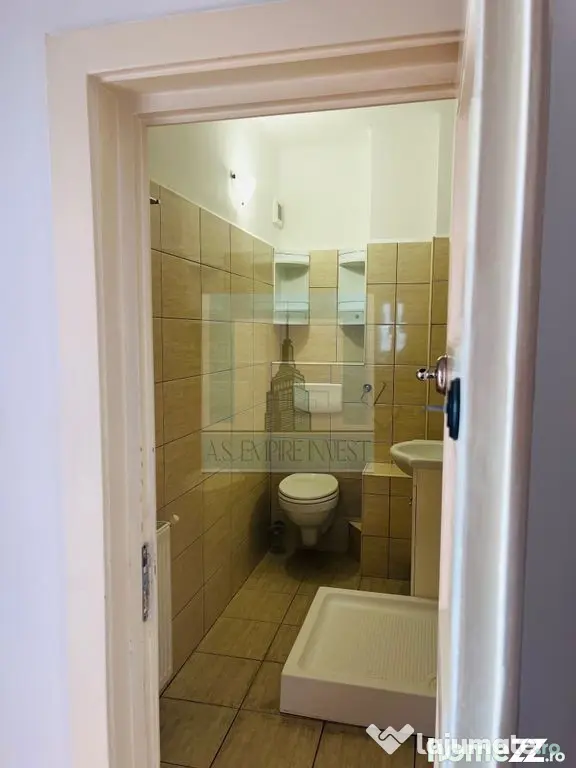 Apartament 2 camere decomandat - zona Centrul Civic