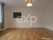 Apartament 3 camere de închiriat – Centrul Istoric, Str. 