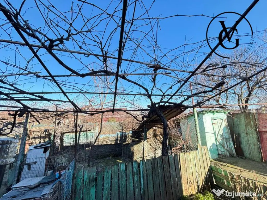 Casa la sol - teren 387 mp - Lumina