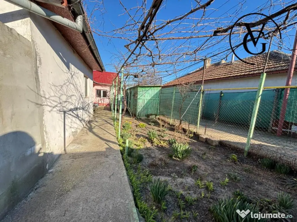 Casa la sol - teren 387 mp - Lumina