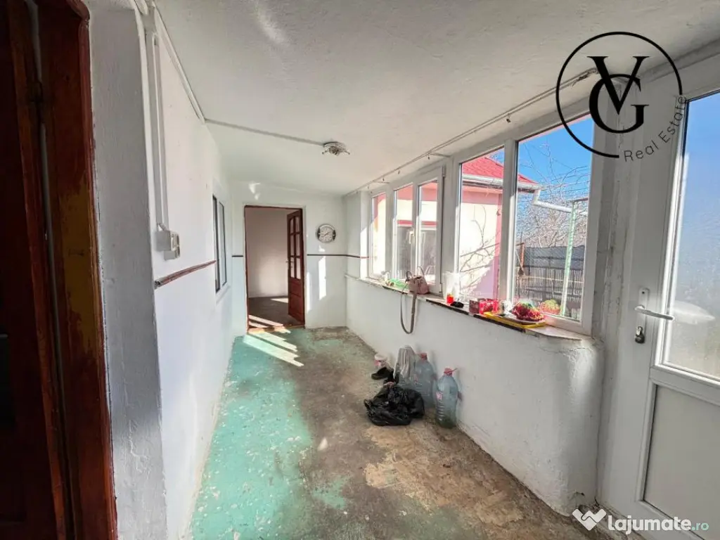 Casa la sol - teren 387 mp - Lumina