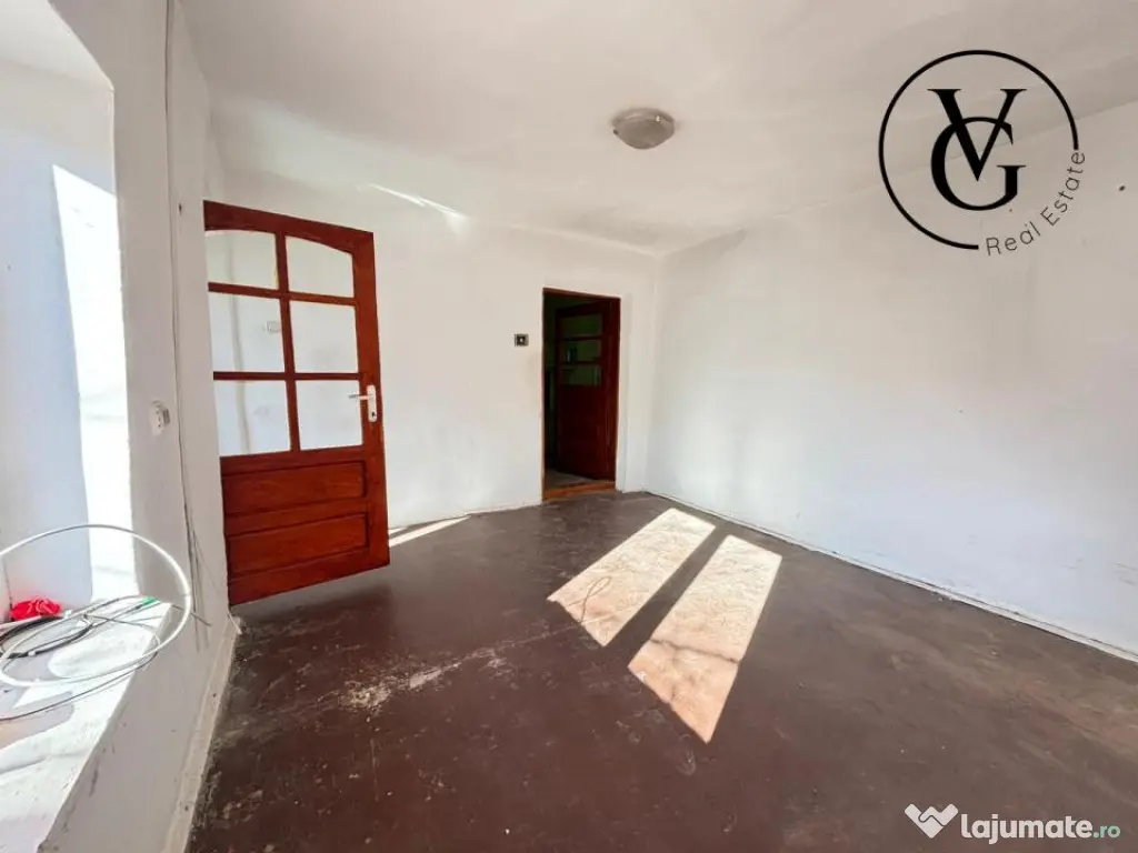 Casa la sol - teren 387 mp - Lumina