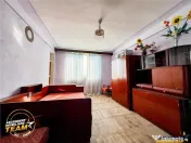 FILM! Apartament 2 camere,decomandat,cu garaj,1.400 mp teren 