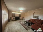 Casa 7 camere, foarte frumoasa si spatioasa - zona Km 4- 5, 