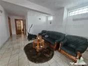 Casa 7 camere, foarte frumoasa si spatioasa - zona Km 4- 5, 