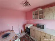 Caransebes, Casa cu Teren de 585 Mp, Zona Sesu Rosu 