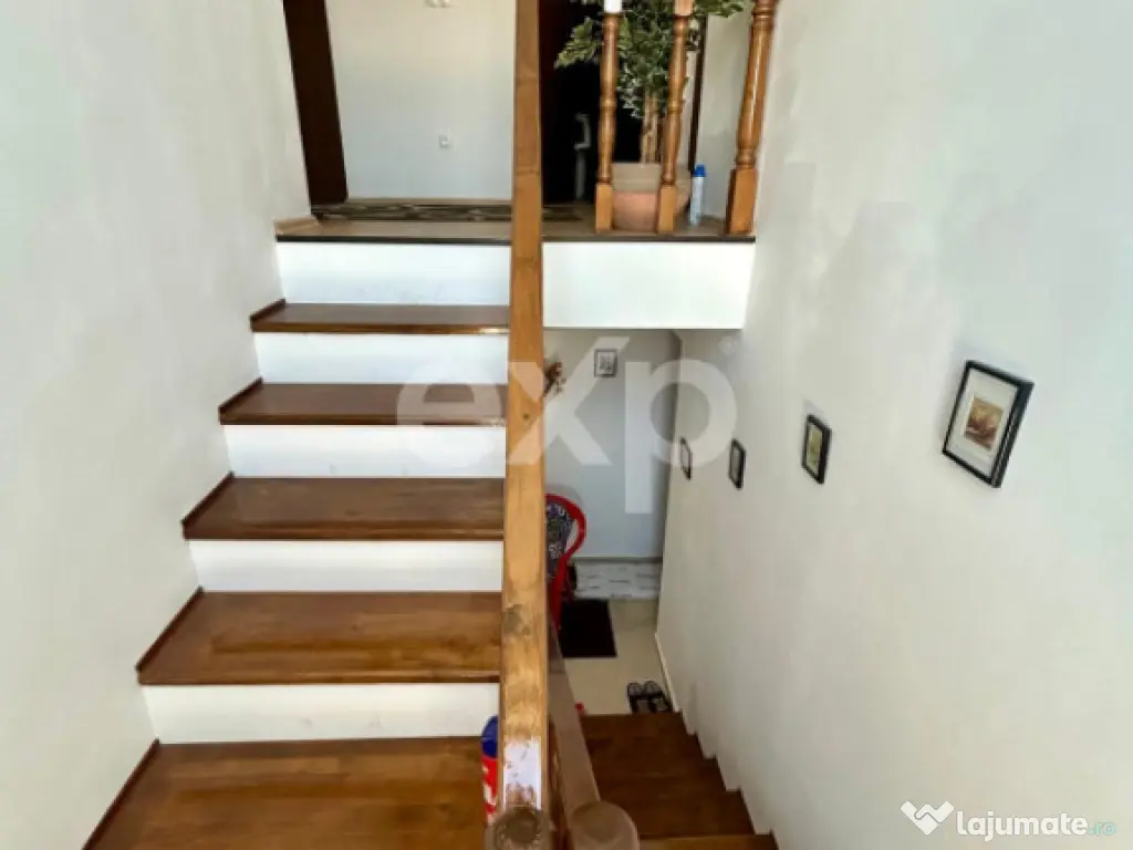 Casă de poveste cu 4 camere în Vâlcele – teren 1700 mp,