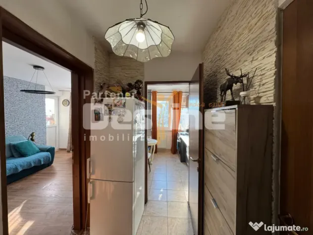 Vând/Schimb Apartament 2 Camere cu 3 Camere(Drumul Taberei)