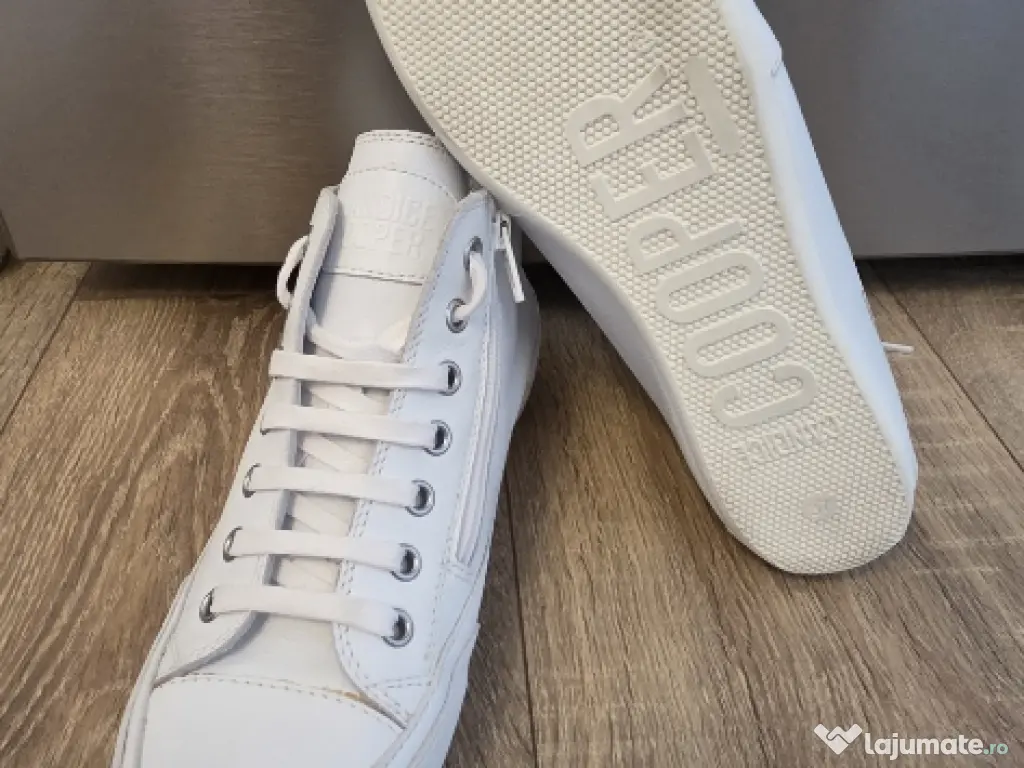 Vând adidasi firma Candice Cooper piele si Adidas.