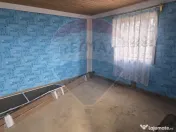 Casă / Vilă cu 4 camere de vânzare 