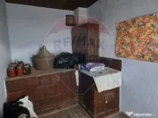 Casă / Vilă cu 4 camere de vânzare 