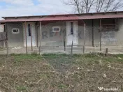 Casă / Vilă cu 4 camere de vânzare 