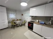 Casa individuala renovata cu 4 camere si teren 209 mp zona T 