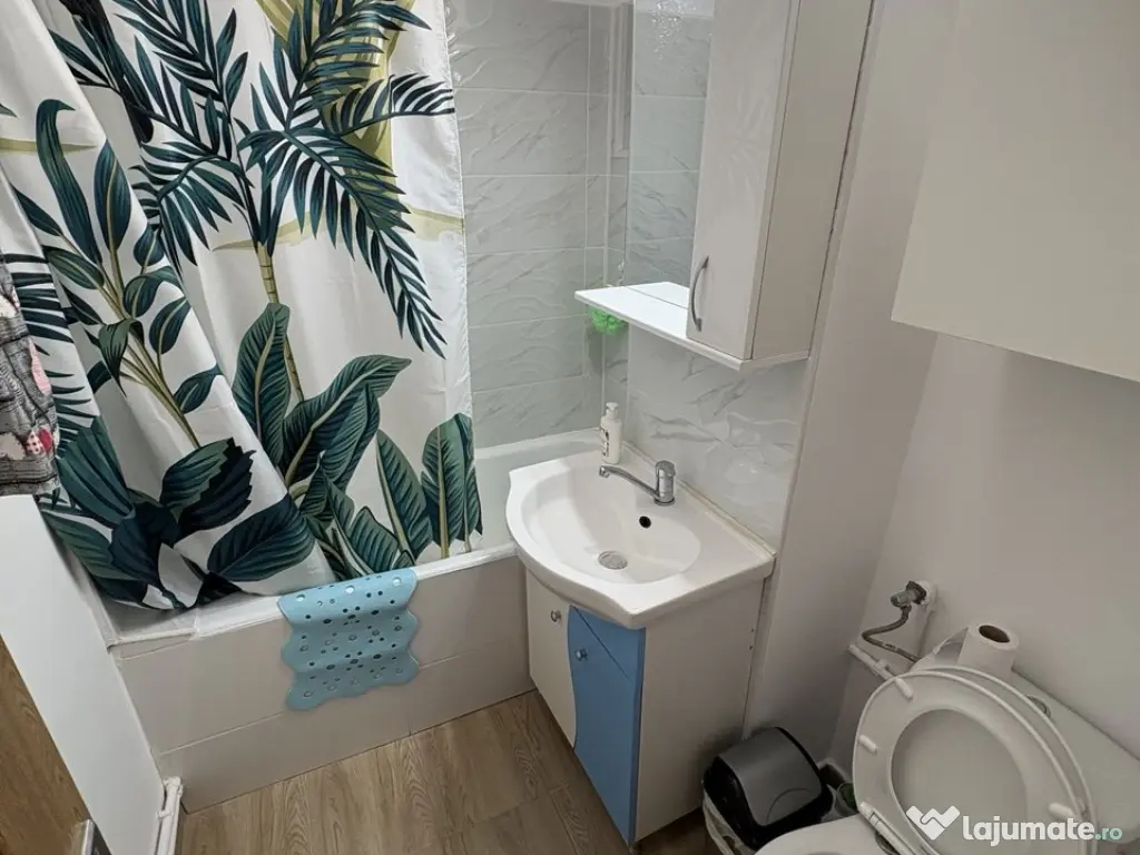 Proprietar 0 comision închiriez apartament 3 camere zona Brotacei