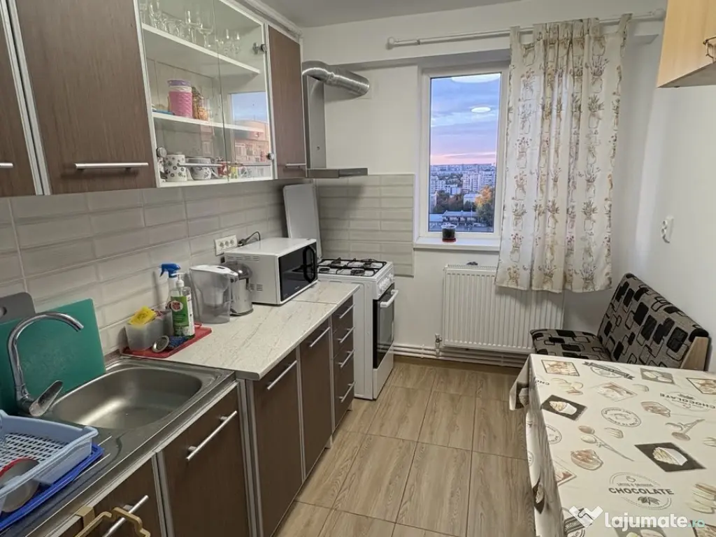Proprietar 0 comision închiriez apartament 3 camere zona Brotacei