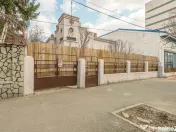 Piata Muncii, casa 87 mp totali, 179 mp curte libera, ide... 