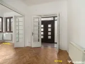 Piata Muncii, casa 87 mp totali, 179 mp curte libera, ide... 