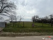 Teren intravilan 1.308mp 3.008mp extravilan in Urechesti d 