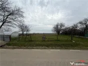 Teren intravilan 1.308mp 3.008mp extravilan in Urechesti d 