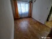 Etajul 2,ap.2 camere semidecomandat Cibinului 59500€ 