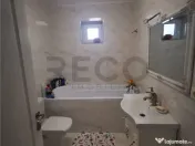 Proprietate cu 2 case in Osorhei intr-o zona cu case noi. 