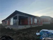 RECO Casa plan parter cu 3 dormitoare-la rosu- Paleu 