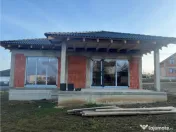 RECO Casa plan parter cu 3 dormitoare-la rosu- Paleu 