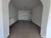 Spațiu de birouri de 90 mp de închiriat pe Bulevardul I... 