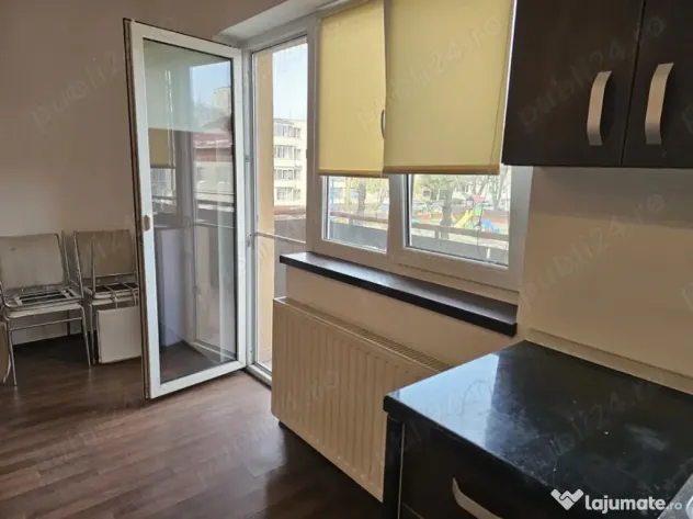 Apartament tip studio, open space - zona Tractorul