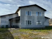 Afacere la cheie, casa de locuit si 28 ari de teren in Arcal