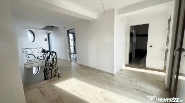 Casă modernă P+1, 200 mp utili, teren 438, alee privată, - Craiova (Dolj)