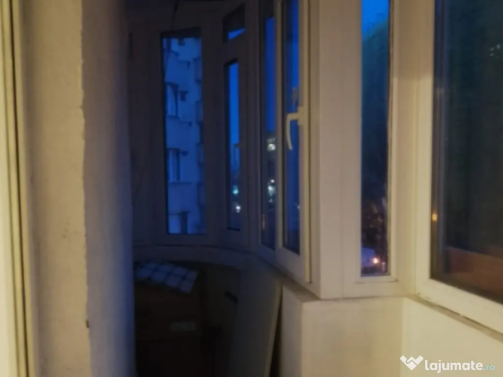 Apartament 3 camere,Zona Bdul.Unirii.Alba Iulia!