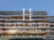 Apartament 4 cam premium cu piscină și sală de sport, situat într-un cartier de coastă 