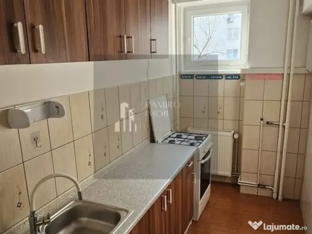 Garsoniera Renovata 35 mp - Metrou 1 Decembrie la 3 minute