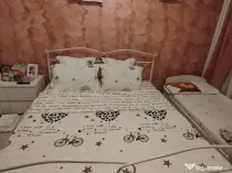 Vând pat și saltea 1.80x2.00