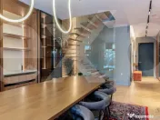 Vila de inchiriat- 6 camere- piscina - pompe de caldura 