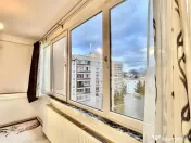 Garsoniera 42 mp Strada De Mijloc 