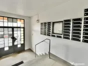 Garsoniera 42 mp Strada De Mijloc 