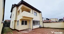 Vilă P+1+Pod, 320 mp, Teren 544 mp, Damaroaia
