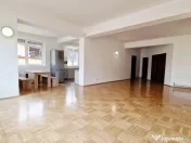 Vilă P+1+Pod, 320 mp, Teren 544 mp, Damaroaia 