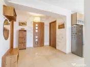 Clădire modernă, versatilă, cu terasă panoramică – lo 