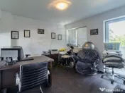 Clădire modernă, versatilă, cu terasă panoramică – lo 