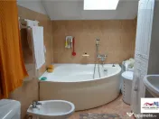 Casa si Spatiu Comercial de Zona Semicentrala 