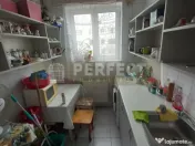 Ap.2 camere ULTRACENTRAL decomandat et.3 pret 72000euro 