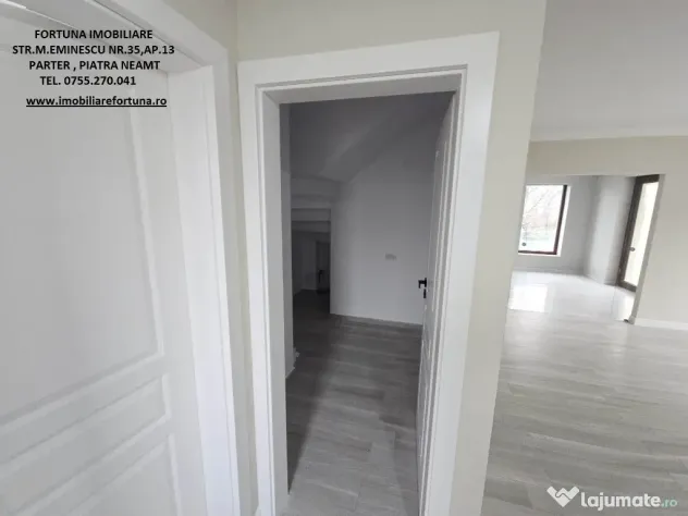 Casa noua,moderna tip duplex la alb/cheie si teren 250 mp,P.Neamt
