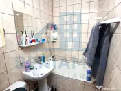 3 camere - etaj 3 - 41mp - centrala - Florilor 